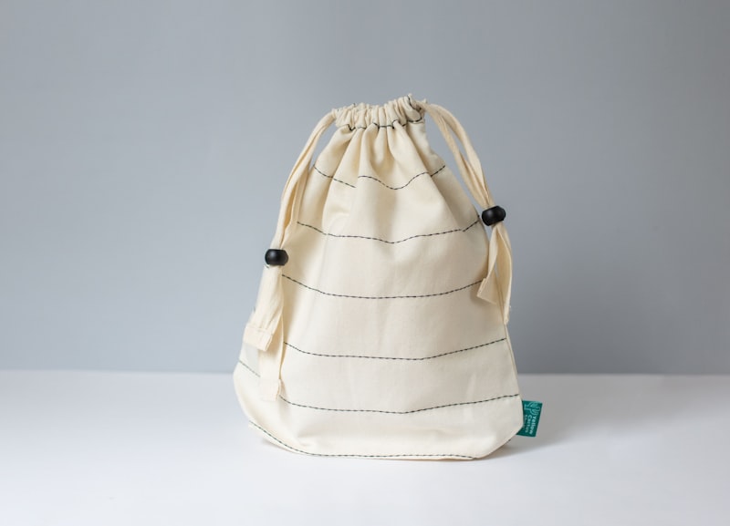 Natural Cotton Drawstring Bags 250 x 300mm (Pack: 100 bags)